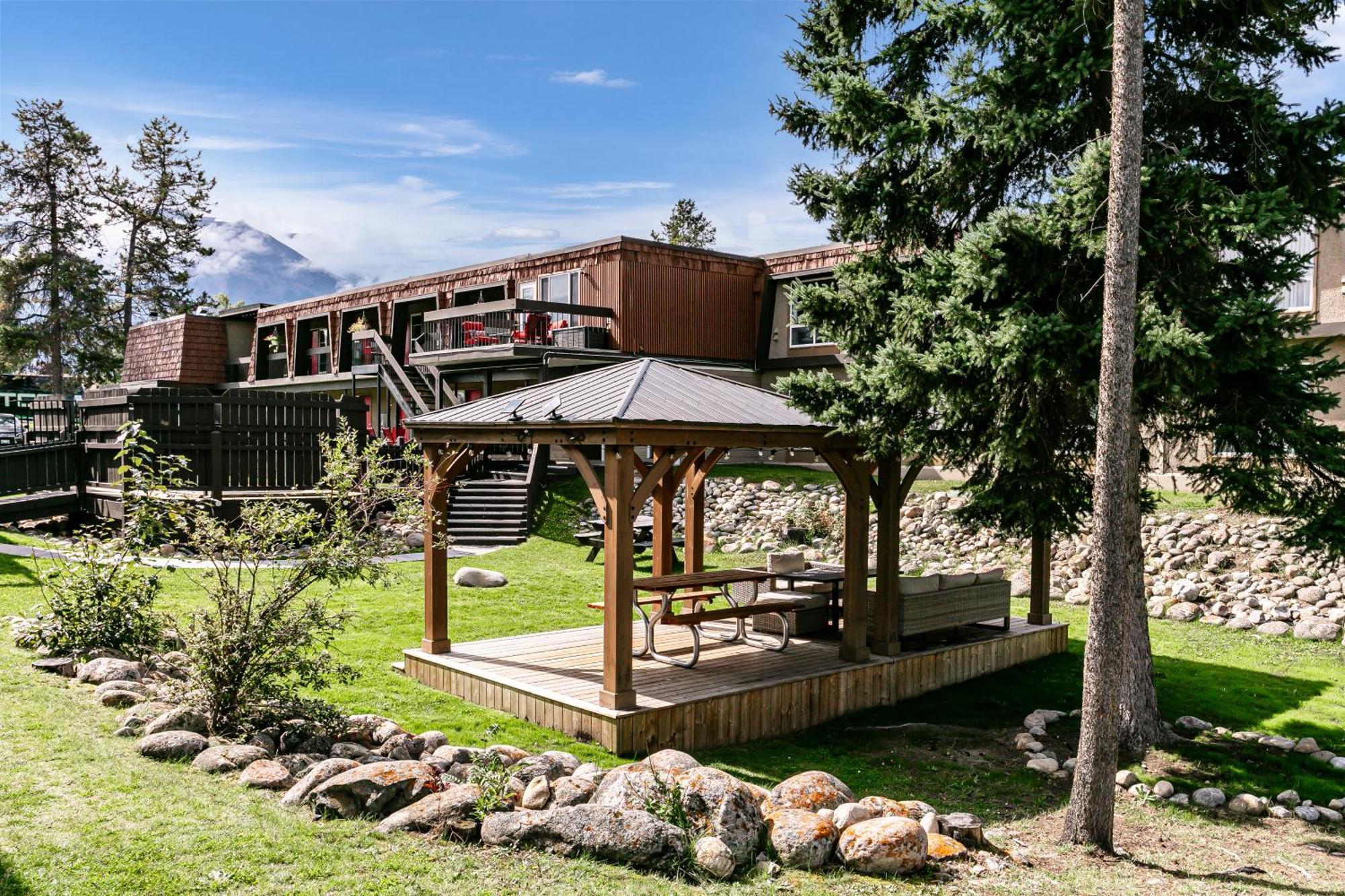 Tonquin Inn Jasper Exteriér fotografie